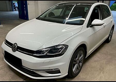 VW Golf Volkswagen VII 2.0 TDI (110 kW / 150 PS) SCR DSG Highline