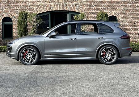Porsche Cayenne GTS 21 TURBO*PANORAMA*KAMERA*LED*BOSE*SPORTD