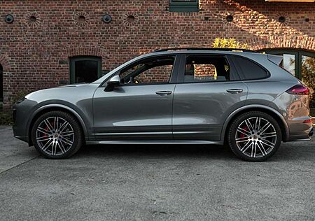 Porsche Cayenne GTS 21 TURBO*PANORAMA*KAMERA*LED*BOSE*SPORTD