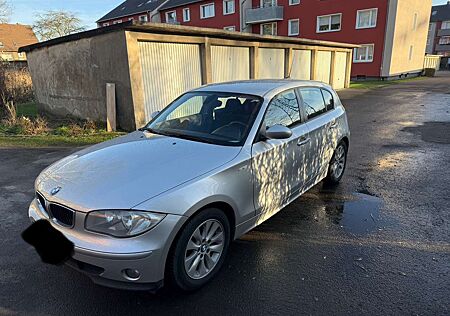 BMW 120i 120 Aut.