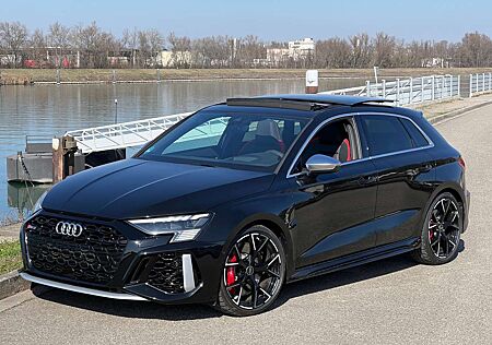 Audi RS3 Sportback TFSI Sportback quattro S tronic