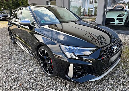 Audi RS3 A3 Sportback TFSI Sportback quattro S tronic
