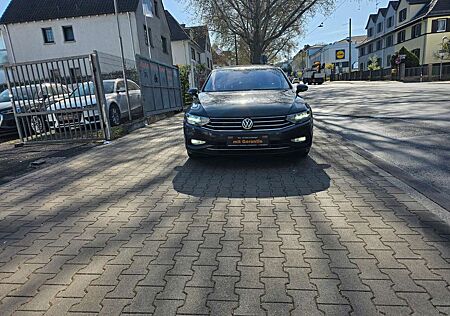 VW Passat Variant Volkswagen Business ,Autom,Navi,PDC,Kamira