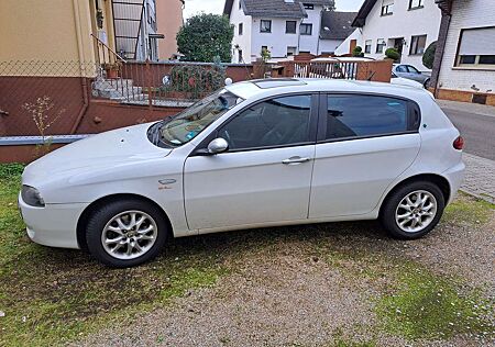 Alfa Romeo 147 1.6 TS 16V 120 Quadrifoglio Verde