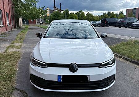 VW Golf Volkswagen Active