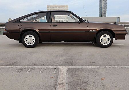 Opel Manta B CC 1.8 Berlinetta