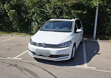 VW Touran Volkswagen 2.0 TDI SCR DSG Highline