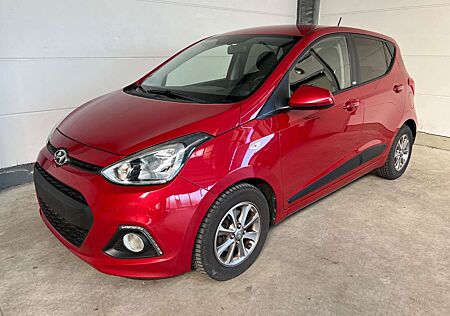 Hyundai i10 Passion + Klima+Sitzhzg + Kamera + GJ-Reifen