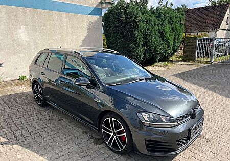 VW Golf Volkswagen VII Variant GTD SCHECKHEFTGEPFLEGT TOP ZUST