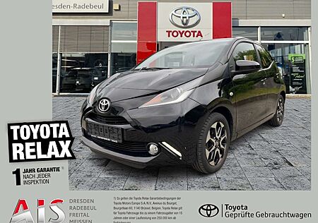 Toyota Aygo 1.0 x-play Team D KAM
