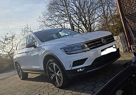 VW Tiguan Allspace Volkswagen Comfortline 4Motion