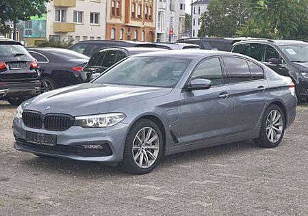 BMW 530 e SPORT LINE SHADOW LINE