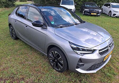 Opel Corsa GS F e GS Line