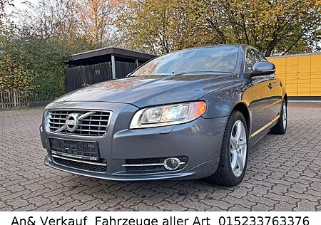 Volvo S80 Lim. D3 Momentum Tüv neu Scheckheftgepfl