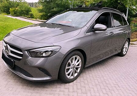 Mercedes-Benz B 220 Progressive
