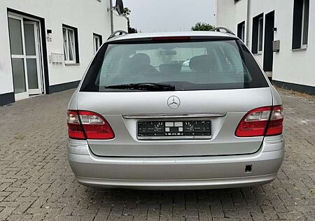 Mercedes-Benz E 220 T CDI Avantgarde DPF