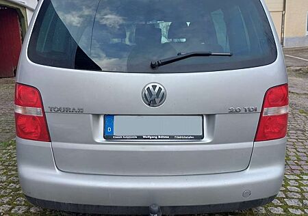 VW Touran Volkswagen 2.0 TDI DPF Highline