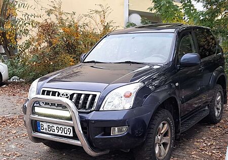 Toyota Land Cruiser 120 3.0 Voll Ausstattung