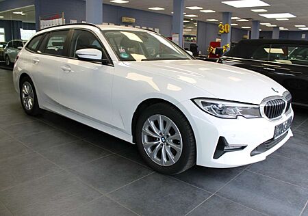 BMW 320d 320 Touring xDrive Aut. Advantage