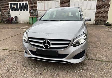 Mercedes-Benz B 180 180 CDI / d BlueEfficiency Edition Leder, Navi,PDC