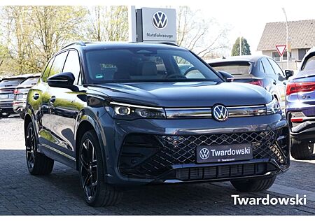 VW Tiguan Volkswagen 2.0 TDI 4Motion R-Line Discover Pro Pano Memory