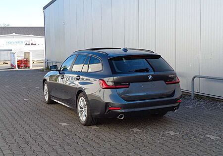 BMW 320 d Aut. Touring Advantage Pano, AHK, Laser,ACC