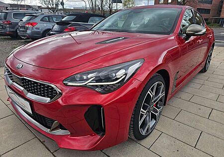 Kia Stinger GT 4WD Top Zustand
