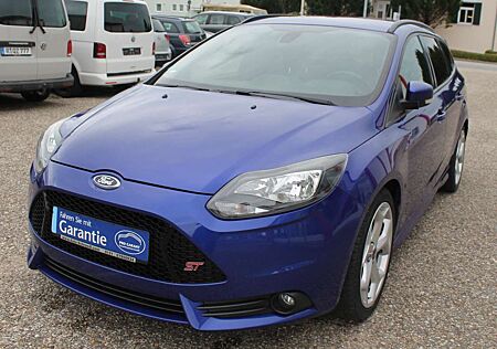 Ford Focus ST Klimaautomatok