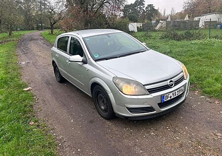 Opel Astra 1.4 Caravan Edition