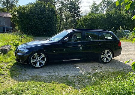 BMW 320 d DPF Touring Efficient Dynamics Edition