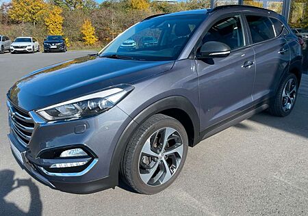 Hyundai Tucson 1,6T Premium Leder Navi Pano Keyless