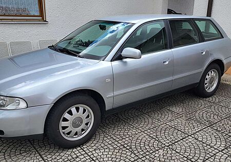 Audi A4 Avant 1.8