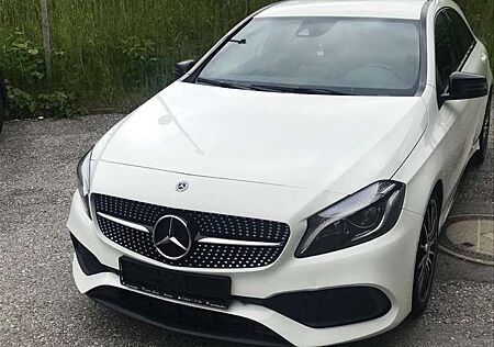 Mercedes-Benz A 200 AMG Line
