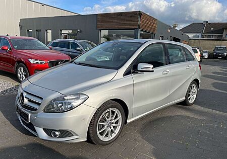 Mercedes-Benz B 180 Automatik | Kamera | elektr. Memory Sitz