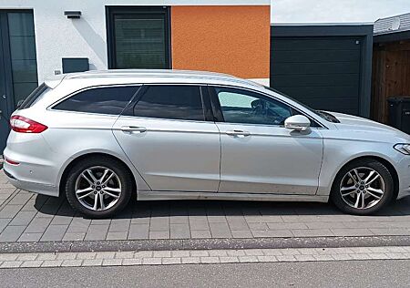 Ford Mondeo Titanium