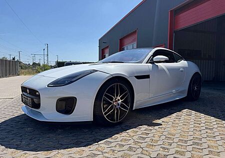 Jaguar F-Type P300 - Limited - R-Dynamic - Chequered Flag Coupe