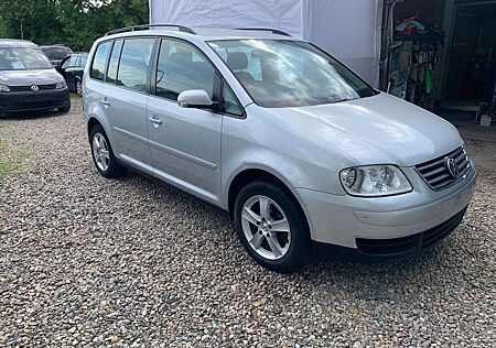 VW Touran Volkswagen Automatik+Klima+7Sitze+TÜV Neu+1Jahr Garantie