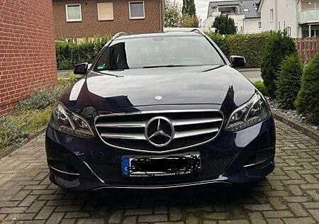 Mercedes-Benz E 220 T BlueTEC 9G-TRONIC Avantgarde