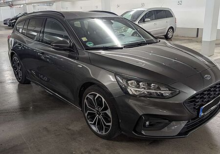 Ford Focus Turnier ST-Line 1.5 EcoBoost