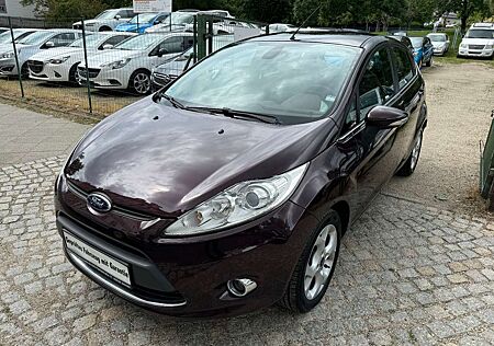 Ford Fiesta Titanium 1-Hand Scheckheft 8-fach bereift