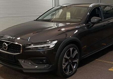 Volvo V60 CC Ultimate Cross Country*AWD*Bowers*Standh*