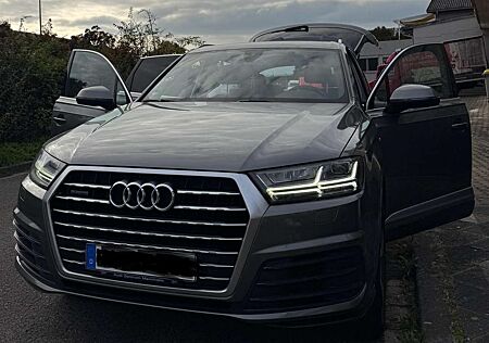 Audi Q7 3.0 TDI quattro tiptronic