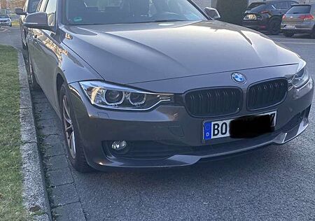 BMW 320 i Efficient Dynamics Edition