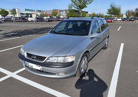 Opel Vectra 1.8 Caravan CD