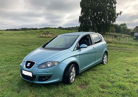 Seat Altea 1.4 *TÜV/AU neu*, 2. Hand, Sonderfarbe