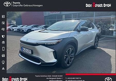 Toyota bZ4X VOLLAUSSTATTUNG mit ALLRAD Panorama Navi digitales