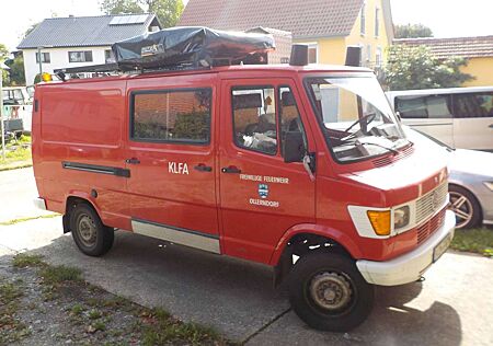 Mercedes-Benz T1 210