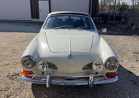 VW Karmann Ghia Volkswagen Cabrio