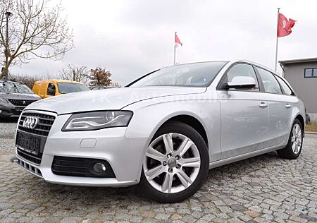 Audi A4 Avant Attraction /NAVI/Bi-XENON/8x BEREIFT