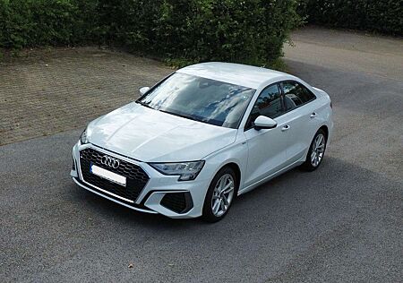 Audi A3 35 TDI S line *Garantie*